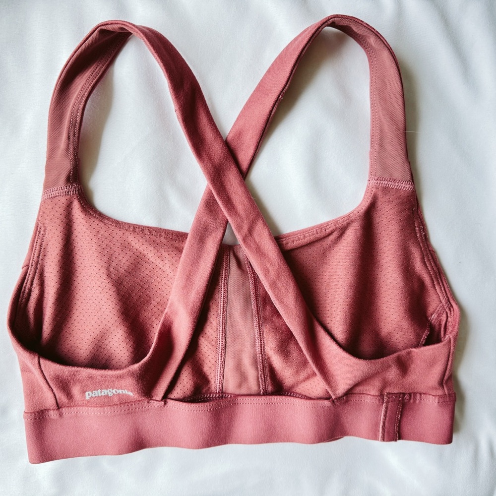 Patagonia Women's Switchback Sports Bra Pink - Size Small - Picture 2 of 5